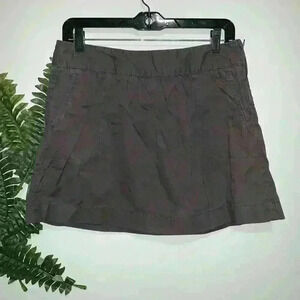 Old Navy Skirt size 4 with Pockets